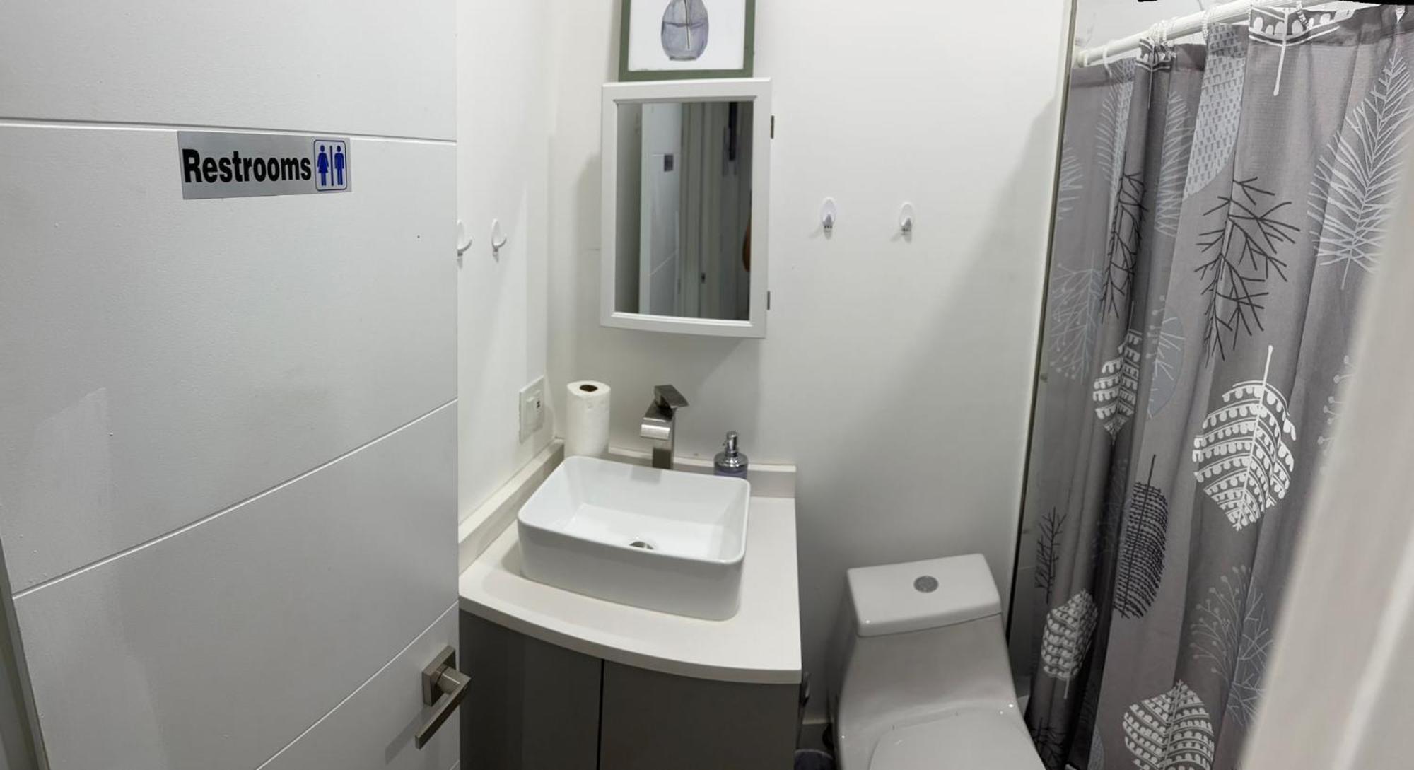 203 Miami Shared Rooms For Men Central Comfortable, Affordable Zewnętrze zdjęcie